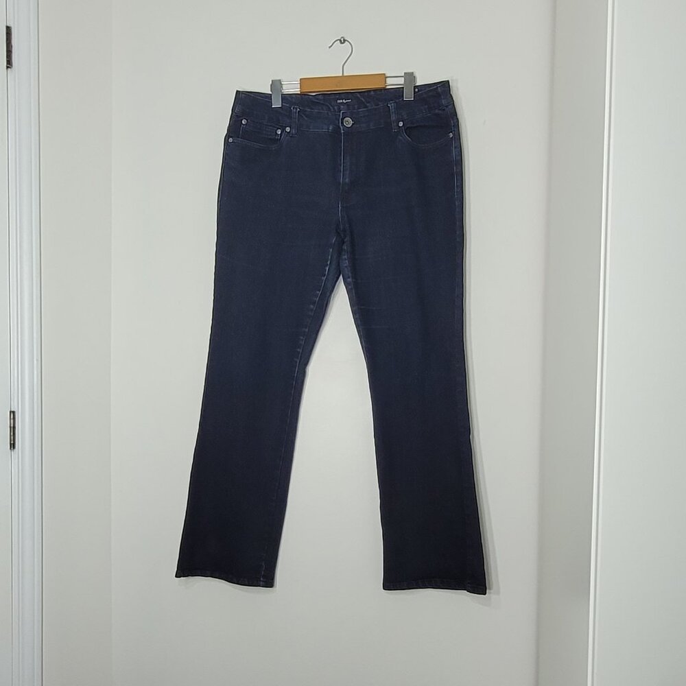 Suko Jeans Women's Dark Wash Cotton Blend Mid-Rise Bootcut Denim Jean Size 14